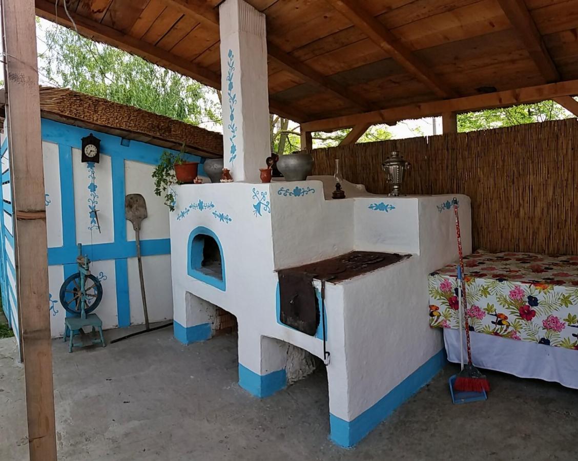 Casa Calin Hotel Crisan  Exterior photo